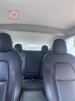 تسلا موديل 3